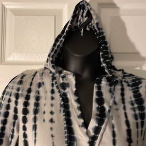 Balance Collection Black Gray Tie-Dye Ombre Yoga Hoodie